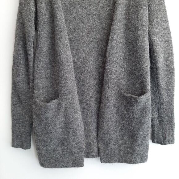 WILFRED FREE Aritzia Aronson Sweater Cardigan Fuzzy Knit Gray Sz XXS - Picture 5 of 15